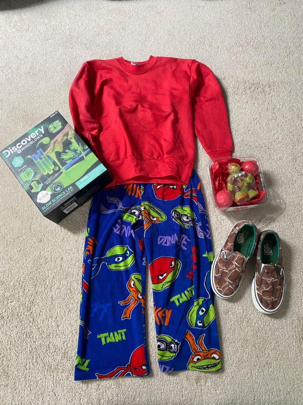 Boys TMNT Pj Set  Bath Quirter and Bath Bombs,Van's Shoes and Slime Science NEW